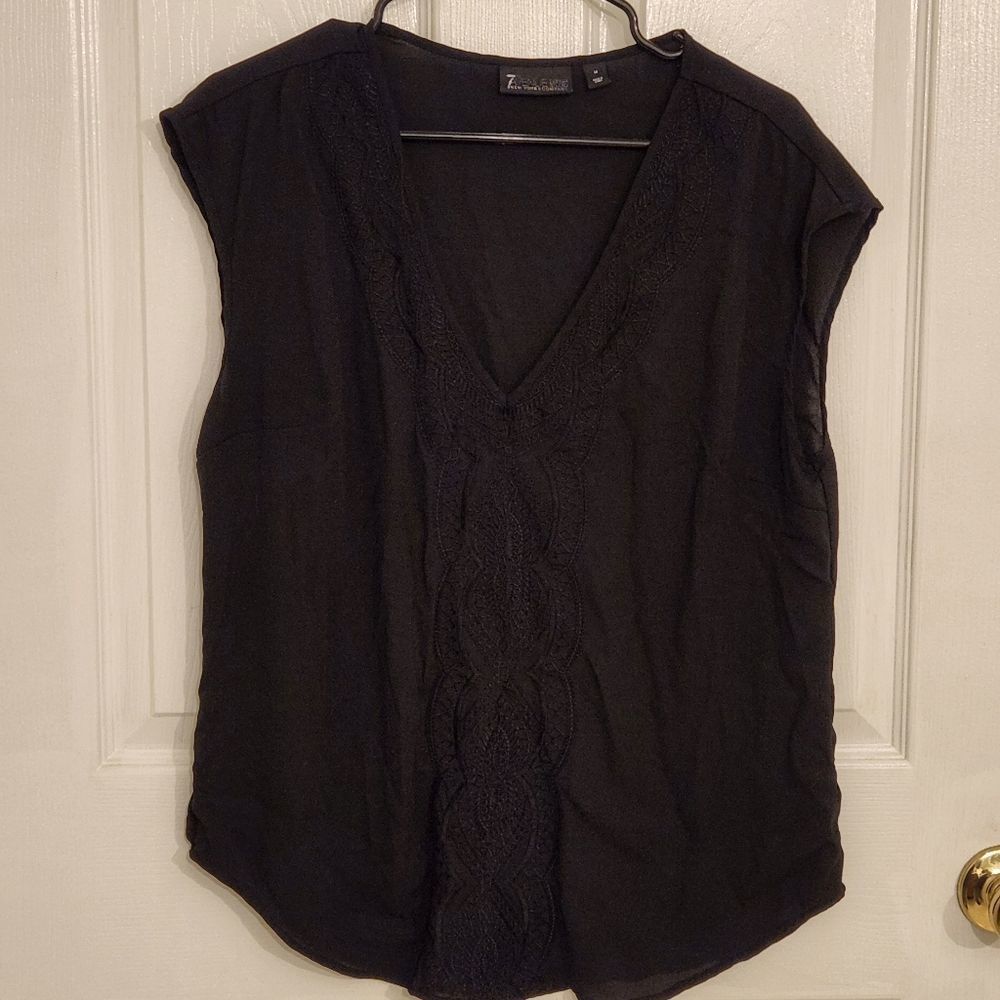 7 Avenue New York & Company  Women's Size Medium (WS08)